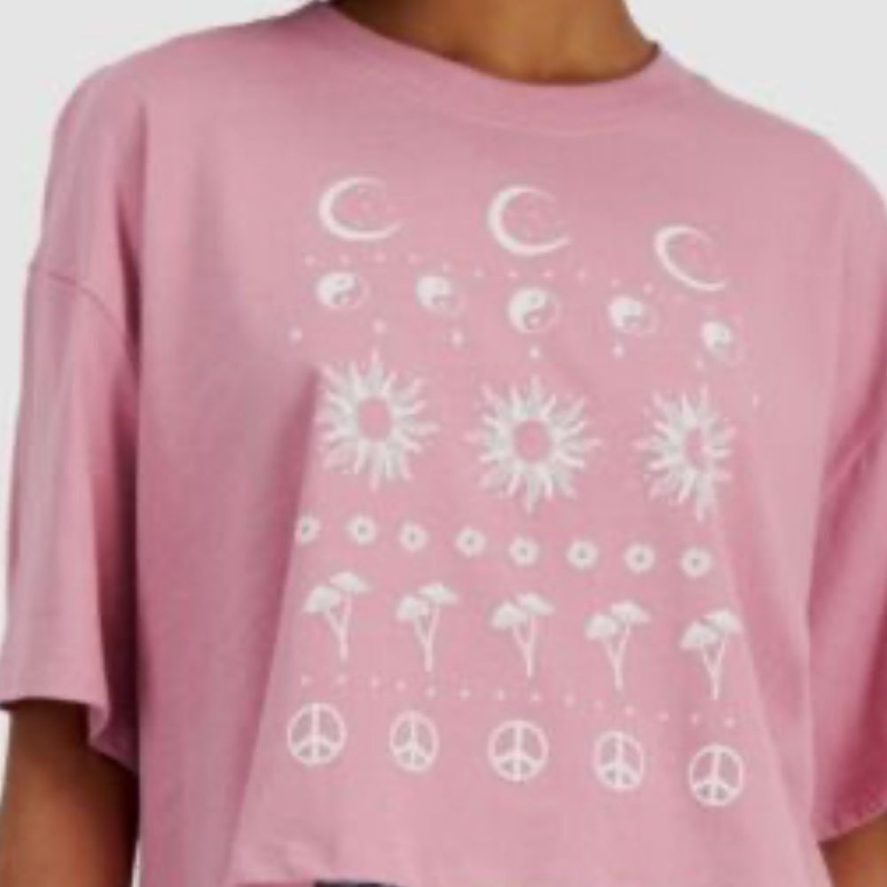 Rebellious One Size 2X 3X Mauve Celestial Graphic Tee